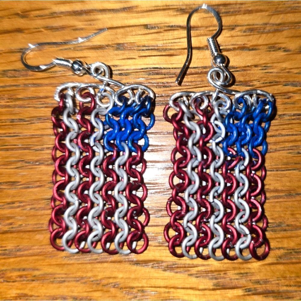 Hand Crafted American Flags (E23)